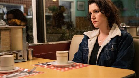 melanie lynskey nide|‘Yellowjackets’ Star Melanie Lynskey Discusses On。